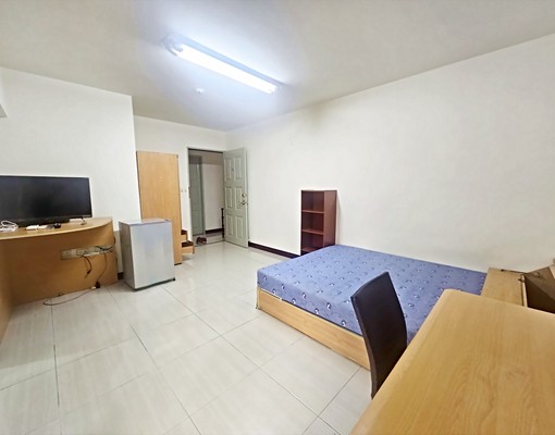 👍誠信小施🏠近成大優質套房🉑租補✨垃圾代收全新變頻冷氣 - Image 3