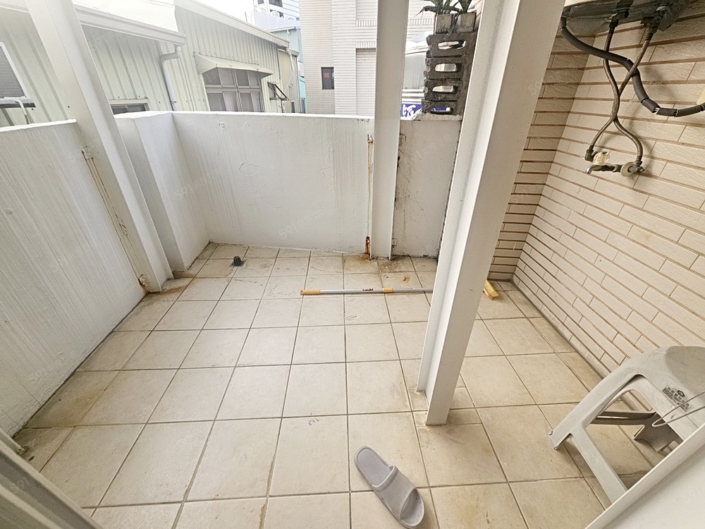 租金6500元有小陽台