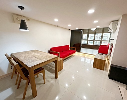 竹圍捷運南加州★嚴選溫馨1+1R附家電具含管★ - 591租屋網 - Image 1