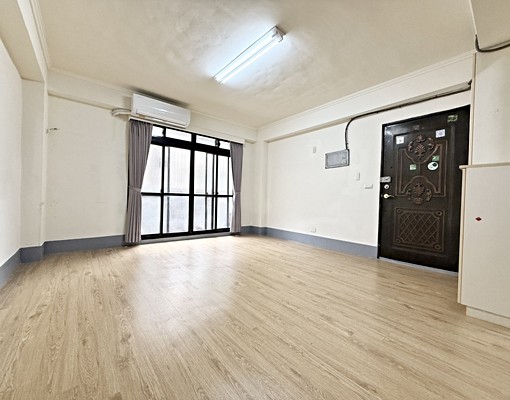 🔥一中商圈旁大三房🔥可租補可寵🔥家具可談 - Image 3