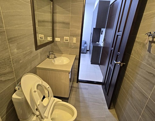 高級社區整套家具家電一應具全/社區樓下對面便是捷運站 - Image 10