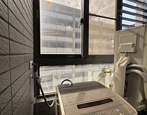 近民生路三民路民權路巨城百貨旁 - Image 11