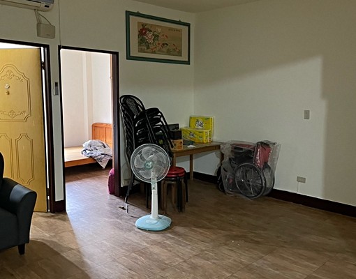 中和南勢角捷運旁公寓2樓 - Image 1