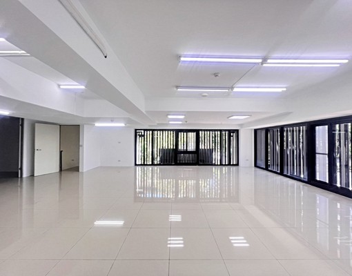 🌈加LINE立馬回覆❤️高鐵區12米大面寬角間黃金店面 - 591租屋網 - Image 1