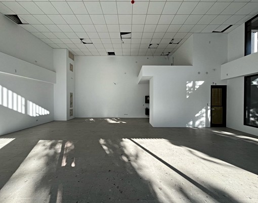 鉅虹映一彎綠大面寬邊間店面💯🔥近捷運總站 - Image 5