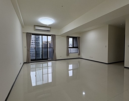 江北歆衡🔥江子翠徳鄰聚幸福成家三房車前陽台 - Image 1