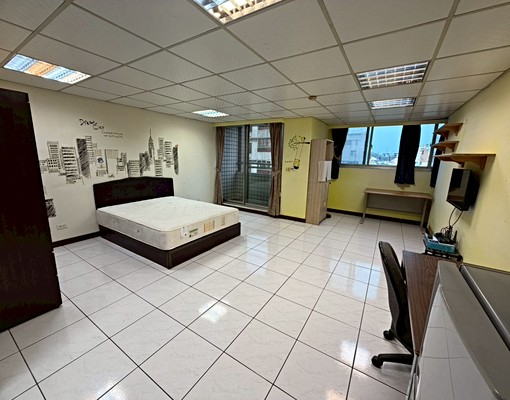 社宅免仲🌟電梯大套房/台水電/可貓咪🌟可租補 - Image 1