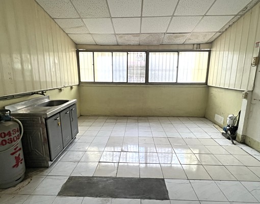 𝐉𝐎𝐇𝐍✨臨東橋｜南工尚青市場店住合一吃市店面 - 591租屋網 - Image 6