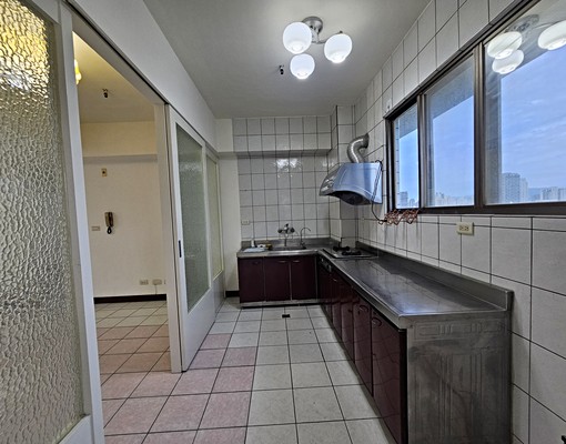 免收費❗可租金補貼❗漢武第高樓三房車❗直接入住❗五泰小宋 - 591租屋網 - Image 9