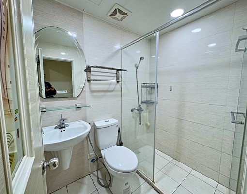 新店小碧潭捷運站京站商圈優質三房/可炊/大採光/機能佳 - Image 12