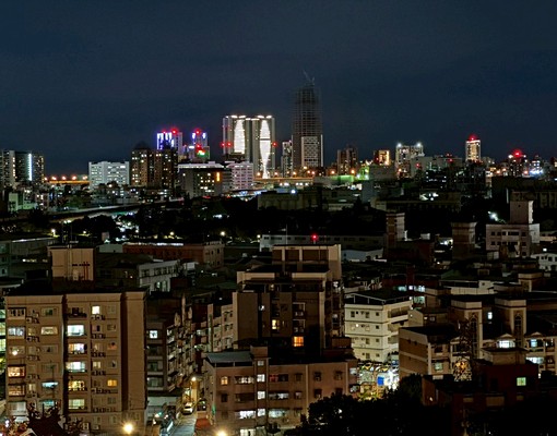 秒殺!!富宇敦峰2+1房面學校無敵景觀可租補 - 591租屋網 - Image 1