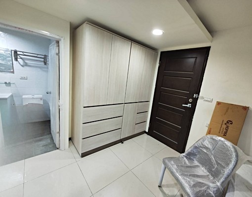 1樓全新裝潢近南港軟園區與研究院稀有套房 - Image 1