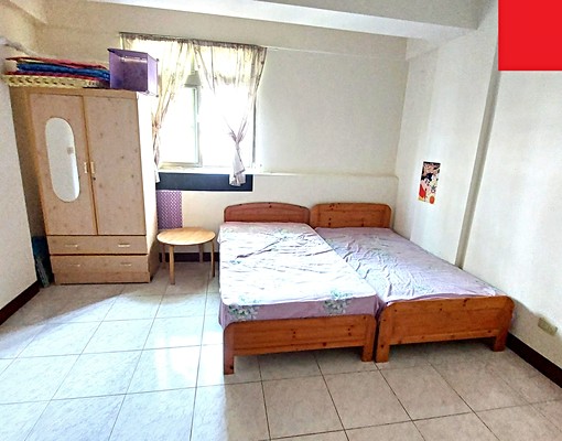 二重國小社區透天.傢俱家電齊全.雙車庫舒適寧靜 - Image 6