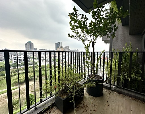 陸府織森全新三房雙平車視野戶 - 591租屋網 - Image 1