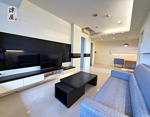 台灣大道🌷大兩房兩衛浴/平車/西屯逢甲 - Image 2