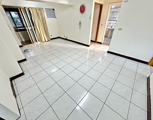 潭子頭家厝明星學區超值3房付機械車位 - Image 3