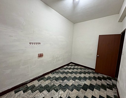 景安、車位平面倉庫免爬高住辦店面機能強採光通風 - Image 9