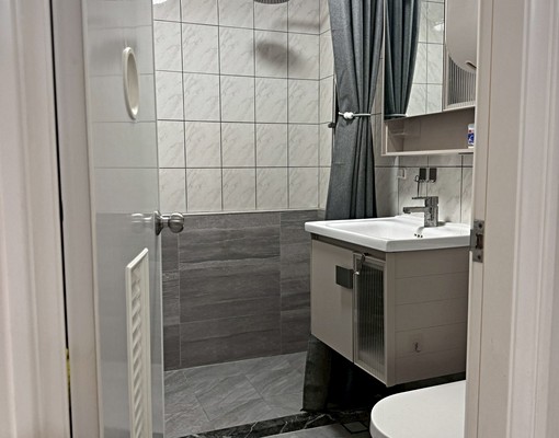 超大兩房兩衛浴前後陽台/近超商美麗島商圈愛河家樂福小北百貨 - Image 9