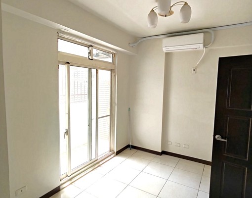 可租補!水湳經貿4房透天2-4樓出租獨立進出!附冷氣 - Image 7