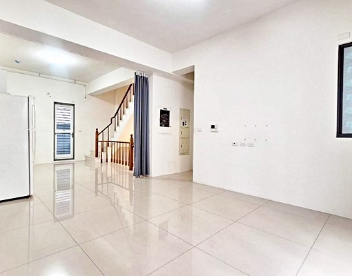 近復興國中❤雙車庫採光大4房❤可租屋補助-屋況新-歡迎洽詢 - Image 7