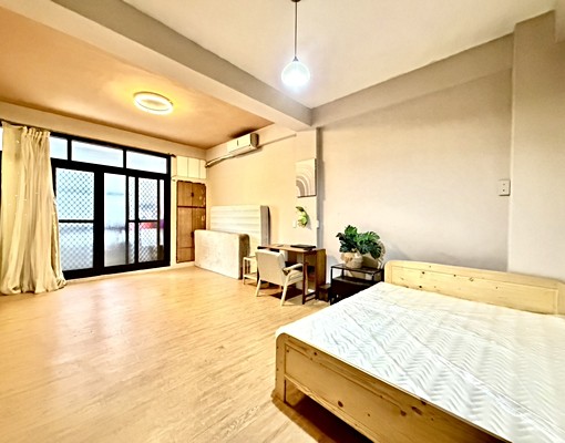 三井秀泰台中車站店面透天✨騎樓可停車✨可租補戶籍寵物 - Image 1