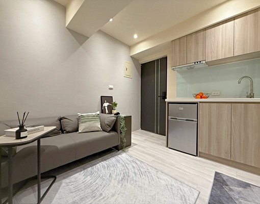 免仲介費|全新翻修質感宅|獨立洗衣機+大陽台|可租補/可養貓 - Image 1