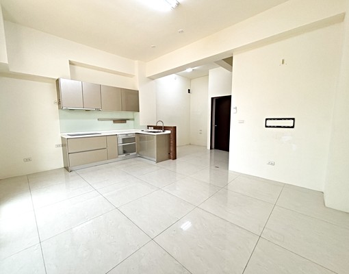 左營高鐵|旁邊間採光電梯車墅 - 591租屋網 - Image 4