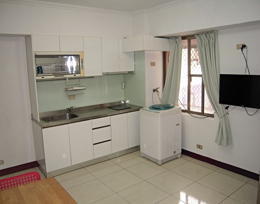 近興隆街公園~精緻2房~採光棒~含管理費 - Image 2