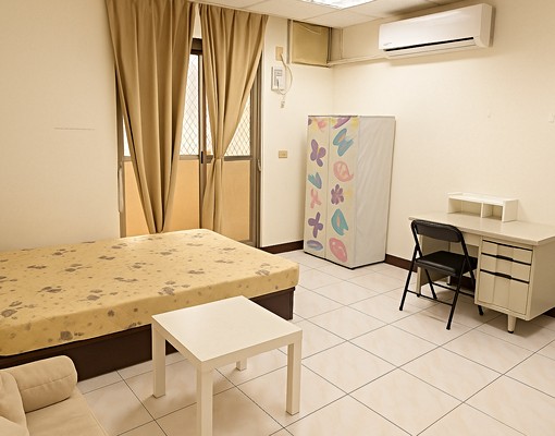 👑超方便!近百貨超商綠園道!☀️寬敞明亮!無管理費! - Image 1