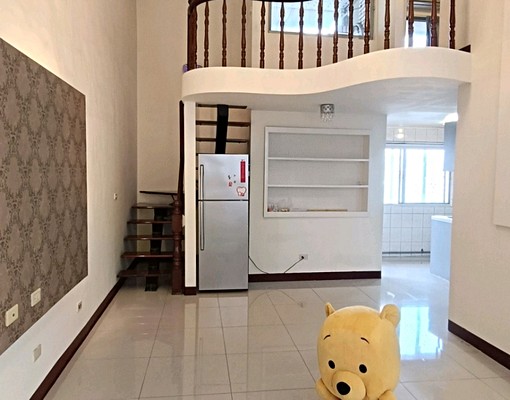 文心櫻花捷運三房+車位電梯華廈 - Image 1