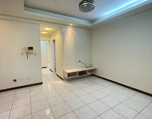 文心崇德捷運站旁，機能三房附車位 - 591租屋網 - Image 3