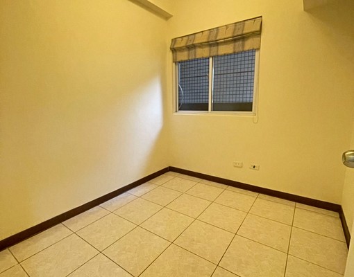 文心崇德捷運站旁，機能三房附車位 - 591租屋網 - Image 7