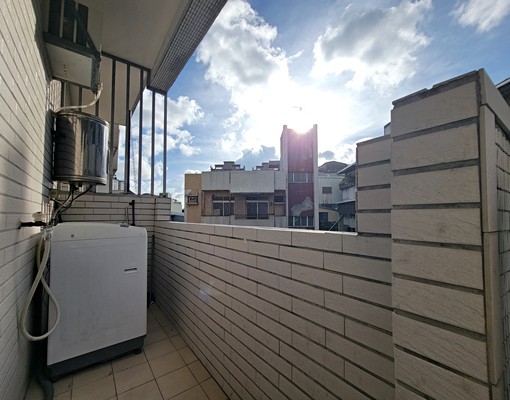 👍樓寓分租套房－獨立陽台、洗衣機👍限女性／有雙房型可看 - Image 8