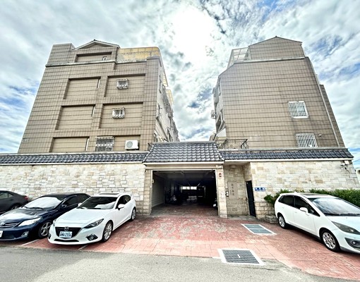 中科✨大四房💫有子母車💫百萬精裝💫系統櫃💫租補 - 591租屋網 - Image 14