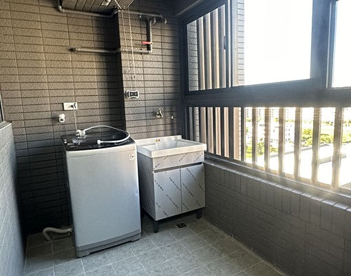 沙鹿全新三房平車.含管.附家具.可租補<<不需家具可談>> - Image 3