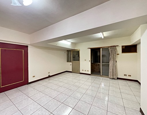 嶺東科大旁得意家族大三房+車位 - Image 13