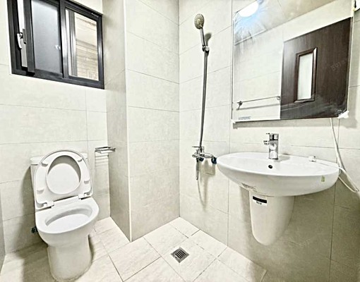 岡山捷運站 - Image 4