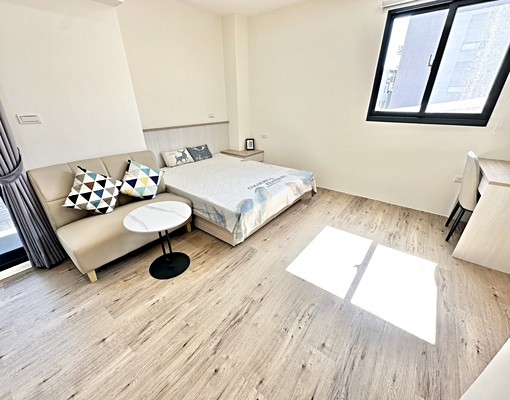 近總站👑全新👑陽台獨洗曬👑流理台👑機車位👑衛浴開窗 - Image 2