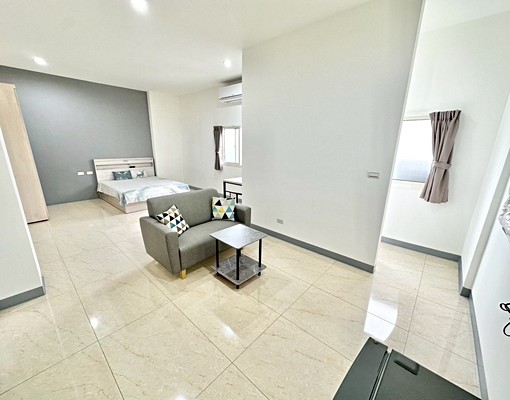 一中👑雙租補👑陽台獨洗曬👑流理台👑機車位👑大衣櫃 - 591租屋網 - Image 2