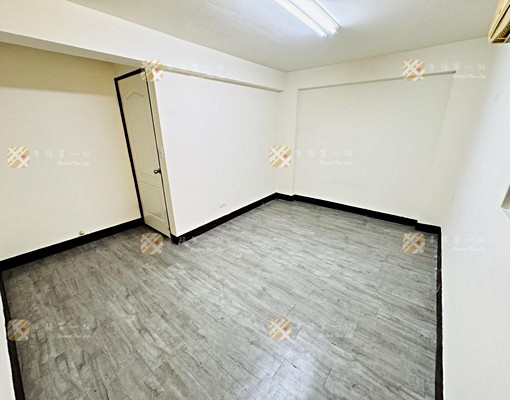 北屯松竹透天|可租補入籍|可寵物|近松竹捷運站 - Image 7