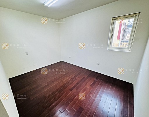 北屯松竹透天|可租補入籍|可寵物|近松竹捷運站 - Image 9