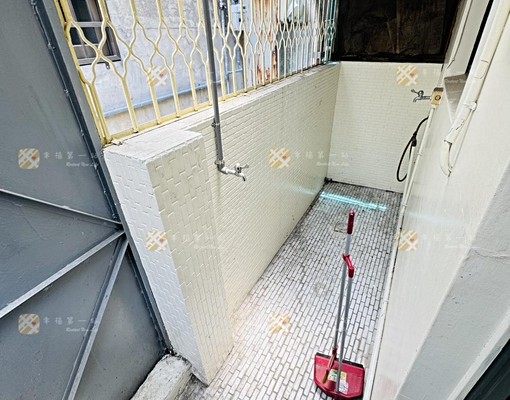 北屯松竹透天|可租補入籍|可寵物|近松竹捷運站 - Image 13