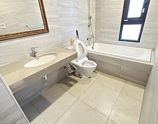 高鐵站可租補👍四房雙車位大空間👍家具電器全配皮箱入住 - Image 13