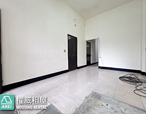 🎄鹽埕新興街｜駁二特區｜公寓1樓便利2房2廳-權威 - 591租屋網 - Image 4