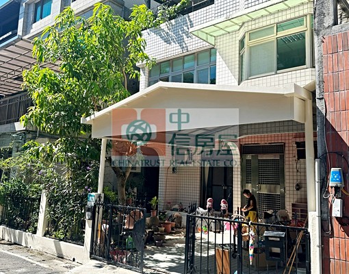 中信明湖-東湖白馬山莊社區前排,透天別墅,私有院子車庫 - Image 13