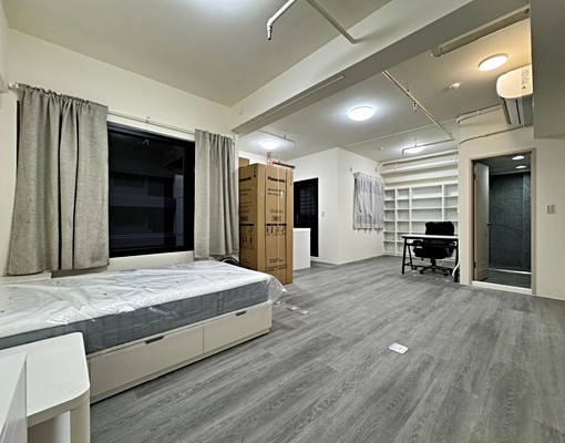 青埔步行高鐵10分~站前新銳~可作工作室/大套房~ - Image 3