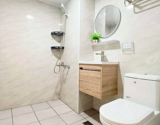 家樂福旁🔥輕奢現代風裝潢👑🉑租補🔆寵物友善🏡家具齊 - Image 8