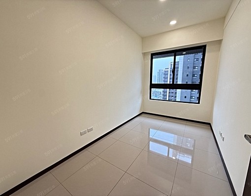 全新首租電梯2+1房物業管理可炊含平面車位 - Image 3