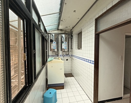 板橋四川路公寓5樓!1房1廳陽台套房!可租補 - Image 5