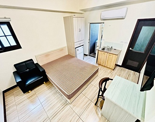 超值秒殺套房✨免爬梯✨可貓✨子母車✨陽台獨洗曬✨飲水機 - 591租屋網 - Image 1